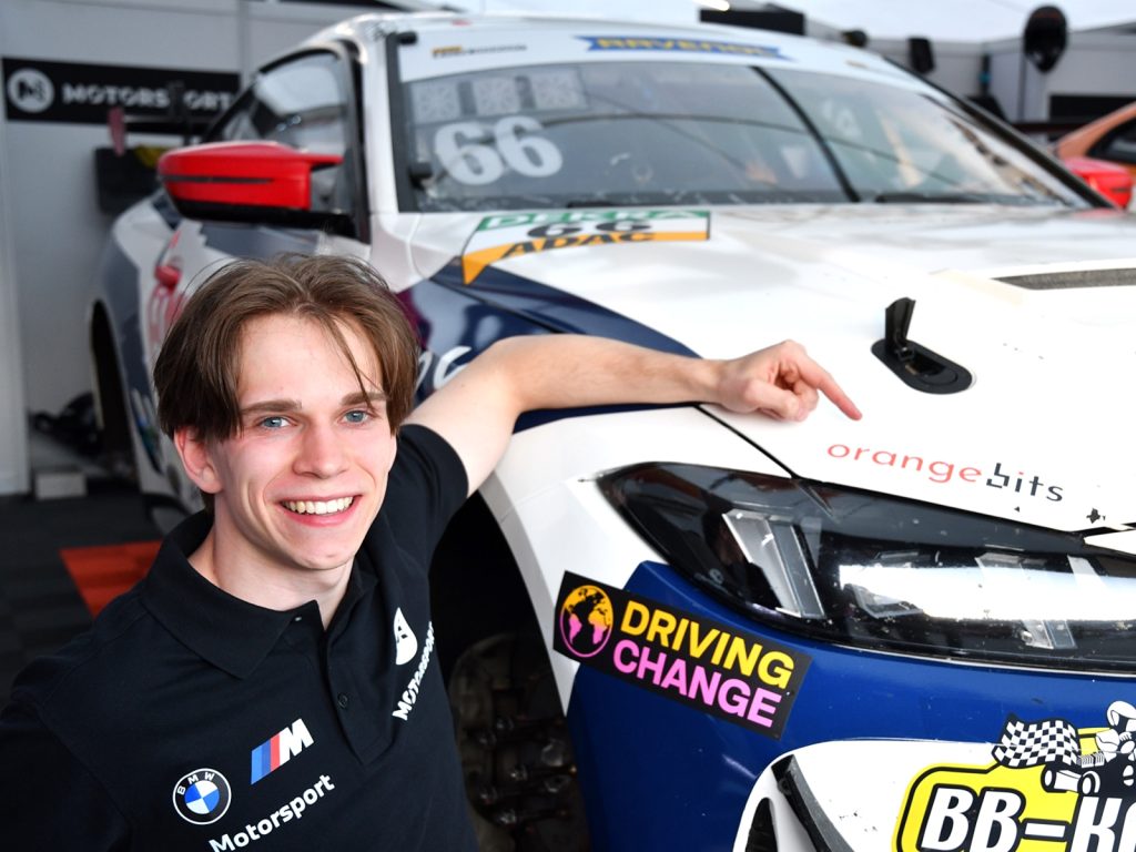Autosport en softwareontwikkeling - Orange Bits sponsort raceteam 2